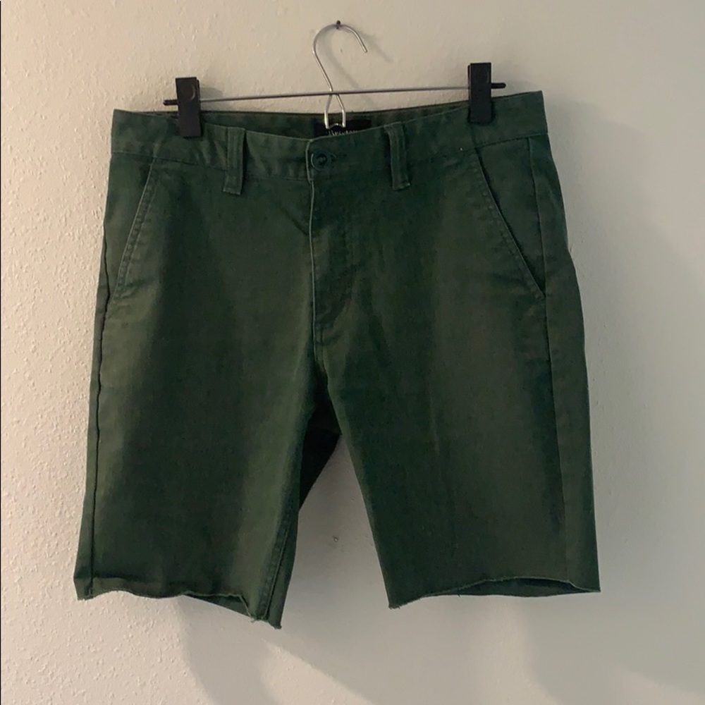 Brixton men’s Toil II chino short w/ raw hem